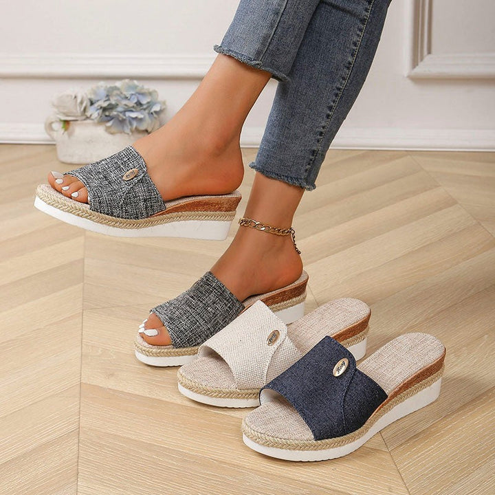 Monika | Wedge Slipper