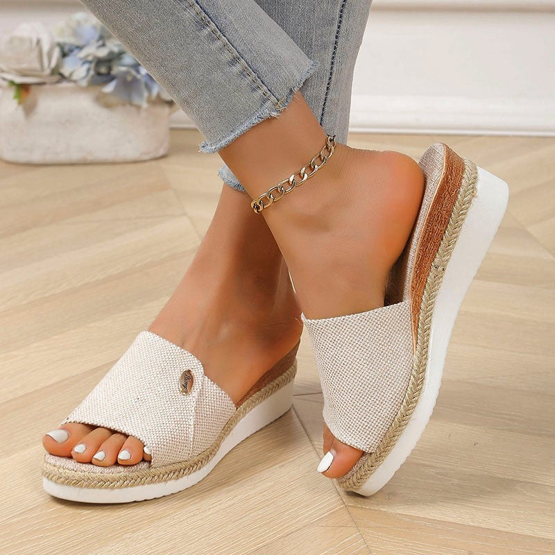 Monika | Wedge Slipper
