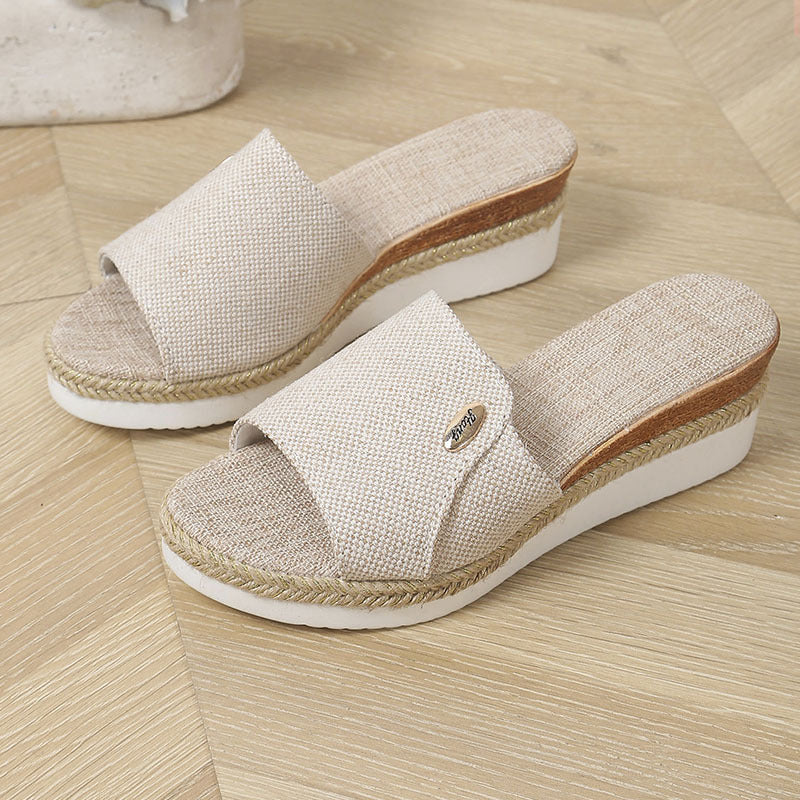 Monika | Wedge Slipper