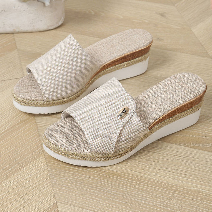 Monika | Wedge Slipper