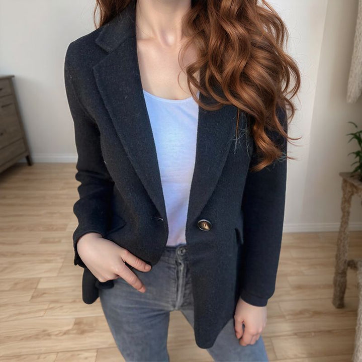Yassie | Stylish Blazer